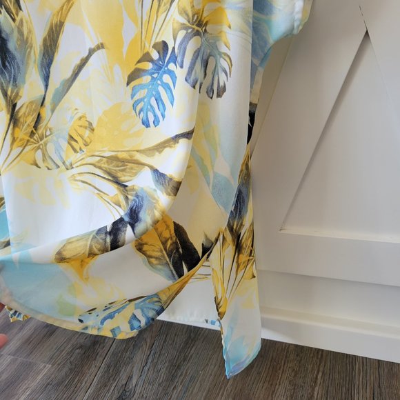 Cap Sleeve Tropical Top - Yellow - Medium - Picture 2 of 5